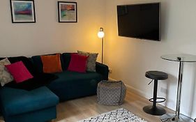 Central Inverness Flat Close To Hospital And Uhi